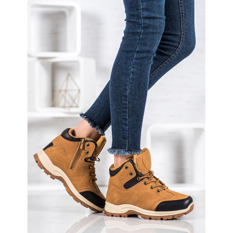 SHELOVET Trappers sportivi izolați maro 1 SHELOVET Trappers sportivi izolați maro 1