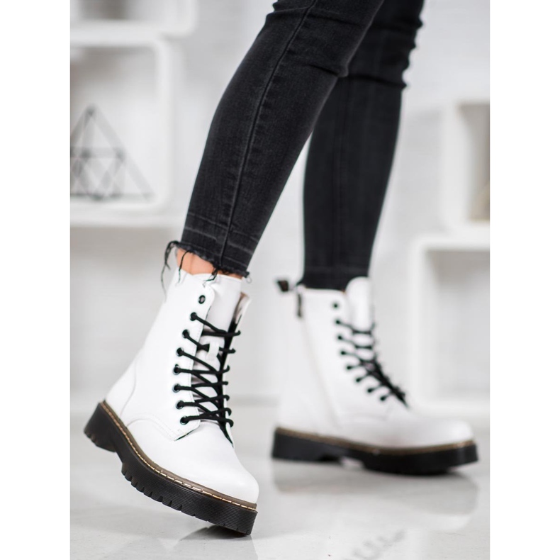 SHELOVET Muncitori albi 2