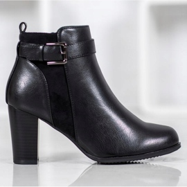 J. Star Cizme calde cu cataramă negru 2 J. Star Cizme calde cu cataramă negru 2