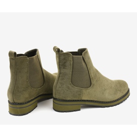 Ghete verde izolate F-3799 4