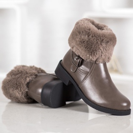 SHELOVET Muncitori cu blană maro 1