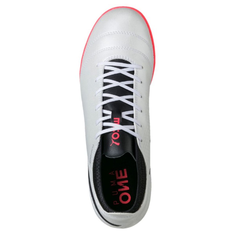 Ghete de fotbal Puma One 17.4 Tt M 104078 01 alb alb 1 Ghete de fotbal Puma One 17.4 Tt M 104078 01 alb alb 1