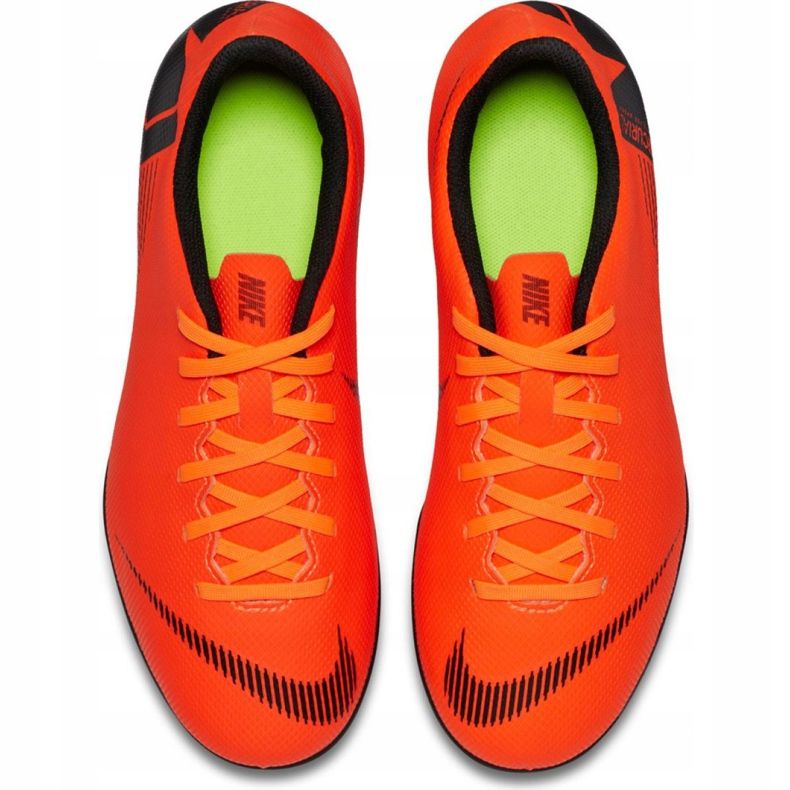 Pantofi de fotbal Nike Mercurial Vapor 12 Club Mg Jr AH7350-810 portocale portocale 1