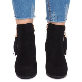Ghete pe toc Boho S-20 Negru 1