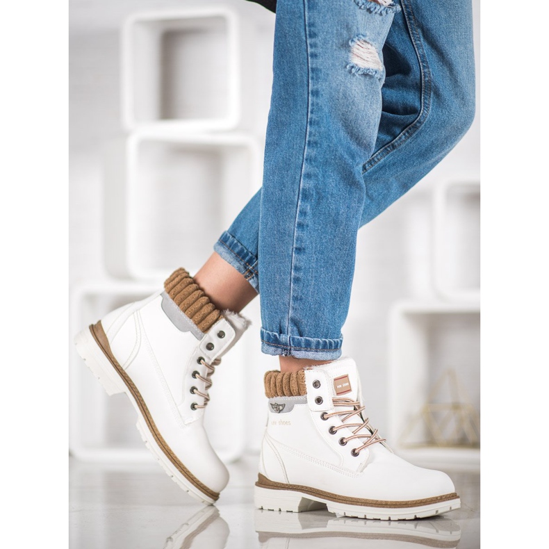 SHELOVET Trappers albi 2 SHELOVET Trappers albi 2