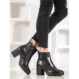 Bella Paris Cizme casual din piele ecologică negru 1