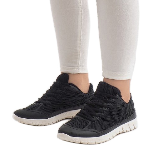 Adidași sport negri cu plasă X-18 negru 1 Adidași sport negri cu plasă X-18 negru 1