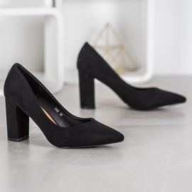 Ch. Creation Pompele clasice negru 1