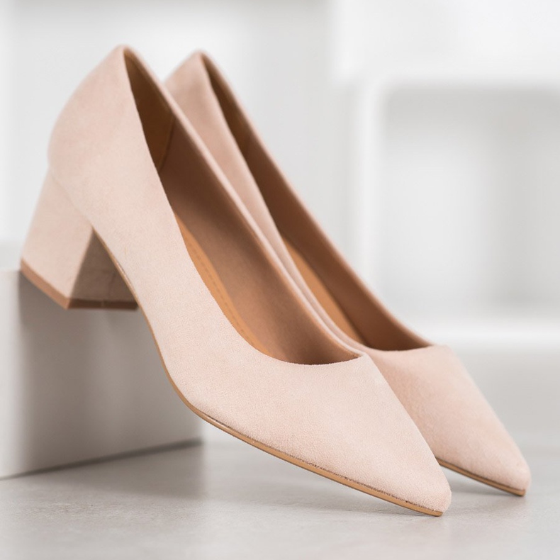 Ideal Shoes Pompe din piele de căprioară pe tocuri înalte maro 1