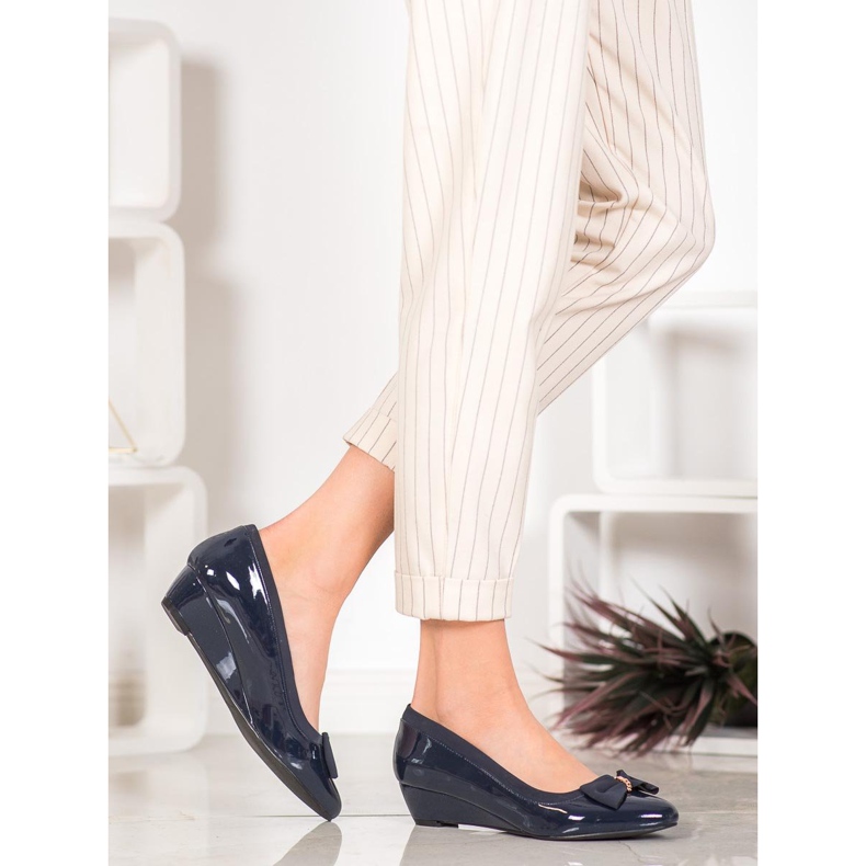 Sergio Leone Elegantă balerină pe pană albastru 1