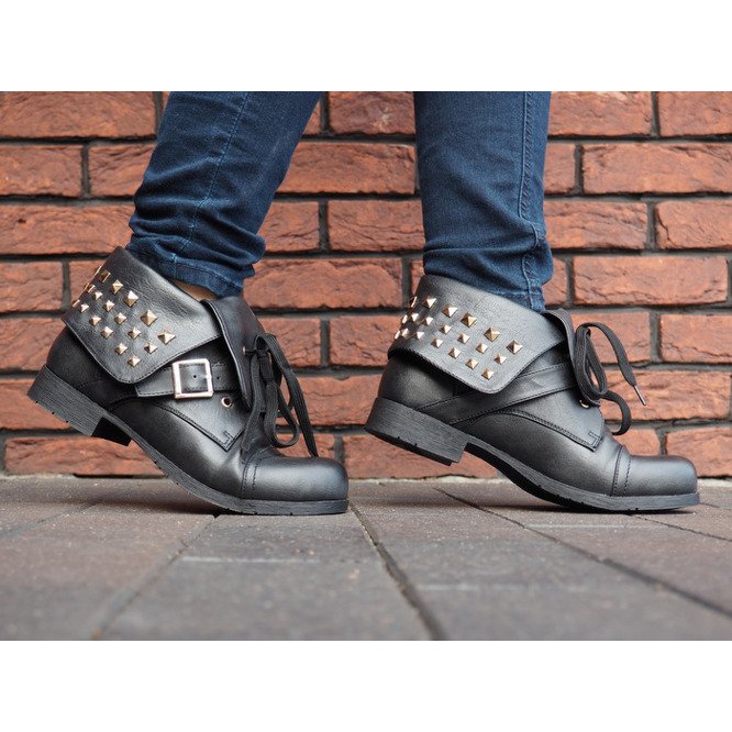 Cizme 2W1 Cu știfturi 1621 Negru 2