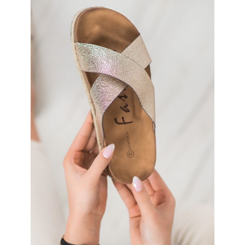 Goodin Papuci confortabili de aur 1 Goodin Papuci confortabili de aur 1