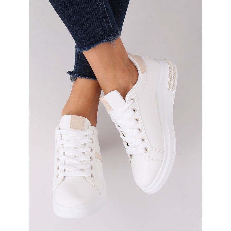 Încălțăminte de sport albă pentru femei BL201P Bej 2 Încălțăminte de sport albă pentru femei BL201P Bej 2