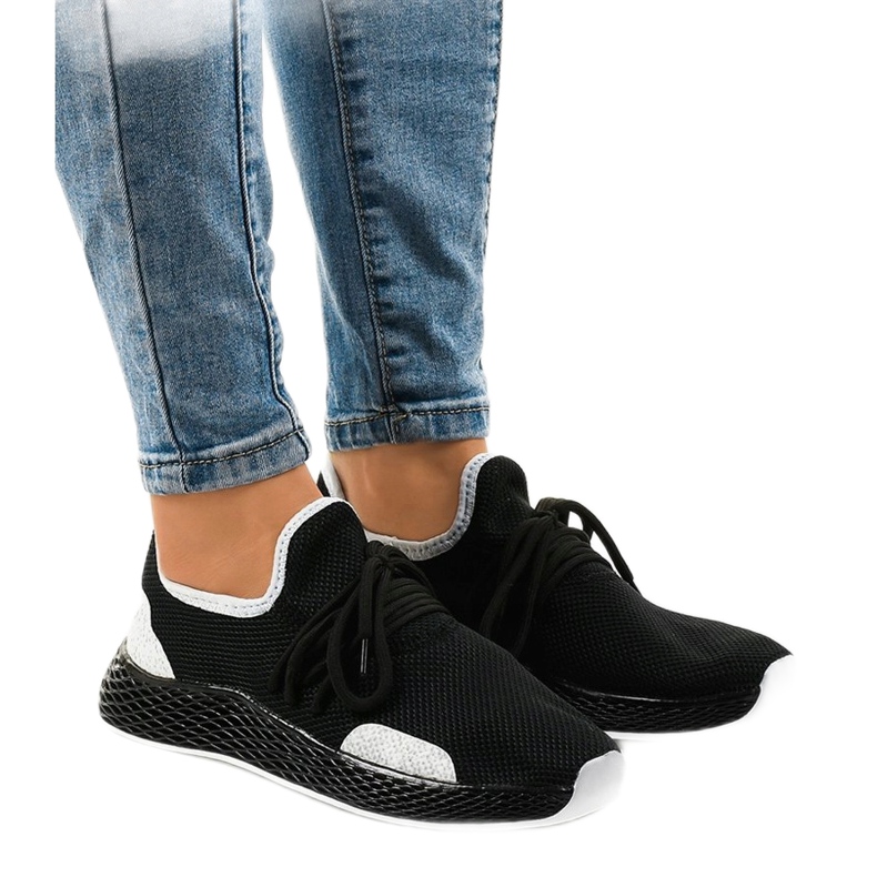 Pantofi sport negri pentru femei B-6851 negru 1 Pantofi sport negri pentru femei B-6851 negru 1