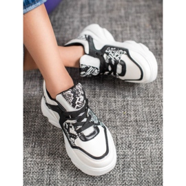 Weide Adidași la modă din piele ecologică alb negru 1 Weide Adidași la modă din piele ecologică alb negru 1