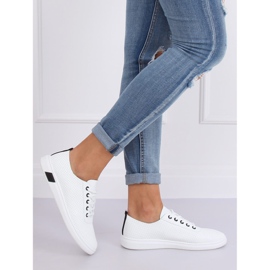 Adidași cu dantelă alb-negru BB77 Negru 2