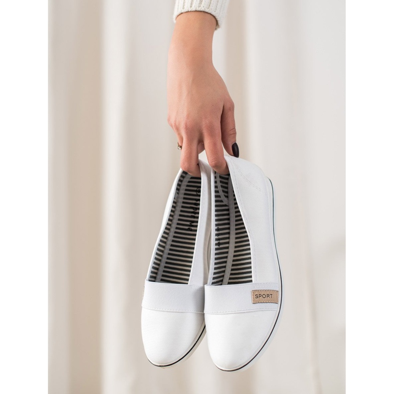 Super Me Balerini sport cu pană alb 1 Super Me Balerini sport cu pană alb 1