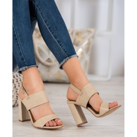 Small Swan Sandale Cu Model maro 2