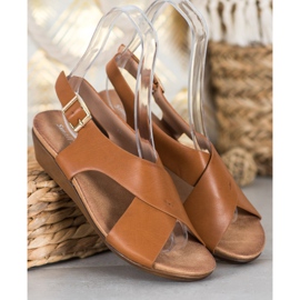 Small Swan Sandale confortabile de cămilă maro 1 Small Swan Sandale confortabile de cămilă maro 1