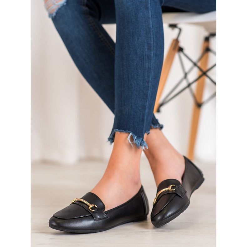 Fama Balerină casuală cu ornament negru 1