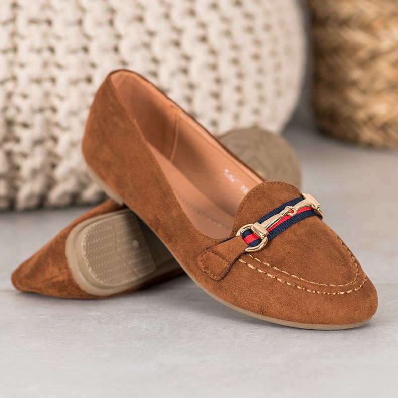 Fama Domnii din piele de căprioară cu ornament maro 1