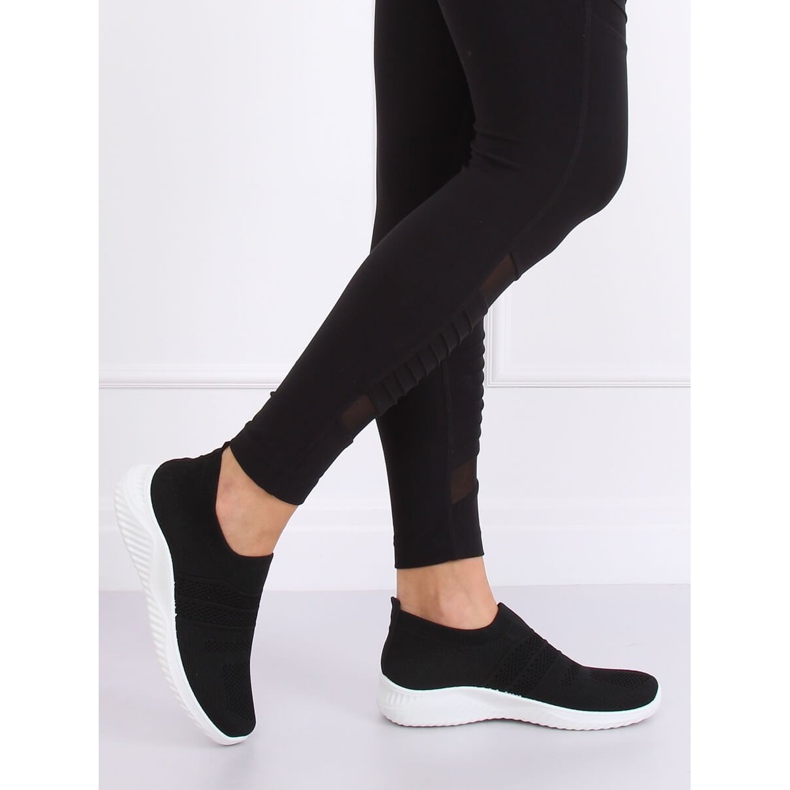 Negru NB331P Pantofi sport negri 2