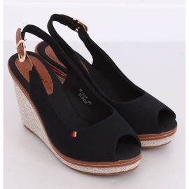 Sandale negre pe toc toc R132P Negru 2