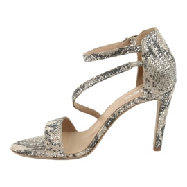 Sandale din piele pe un știft Edeo 3344 șarpe / bej gri 2 Sandale din piele pe un știft Edeo 3344 șarpe / bej gri 2