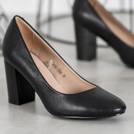 Pompe confortabile VINCEZA negru 1