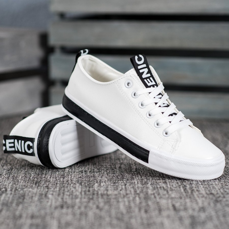 Bestelle Adidași de sport frumoși alb negru 1