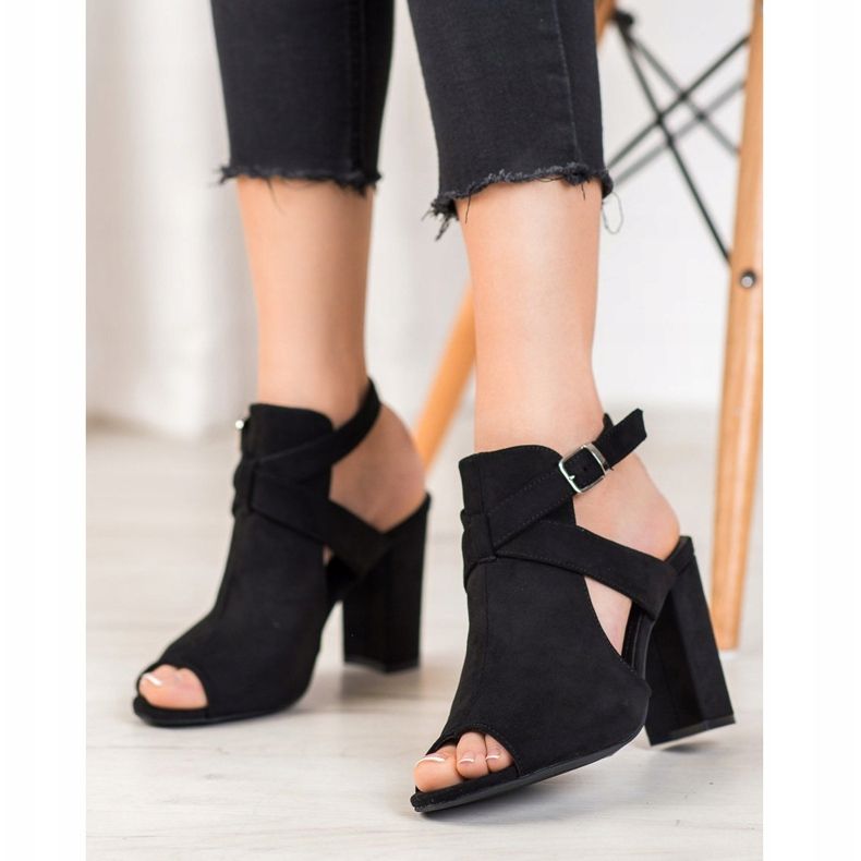 Seastar Sandale elegante pe un bar negru 1