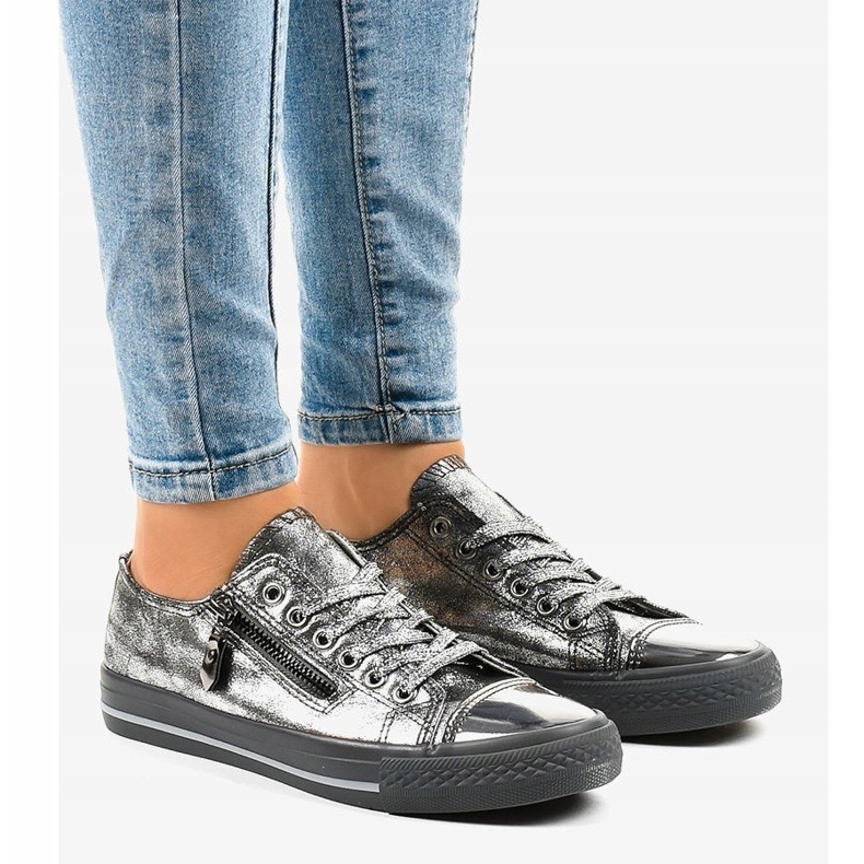 Adidași gri strălucitori TL-64 1 Adidași gri strălucitori TL-64 1