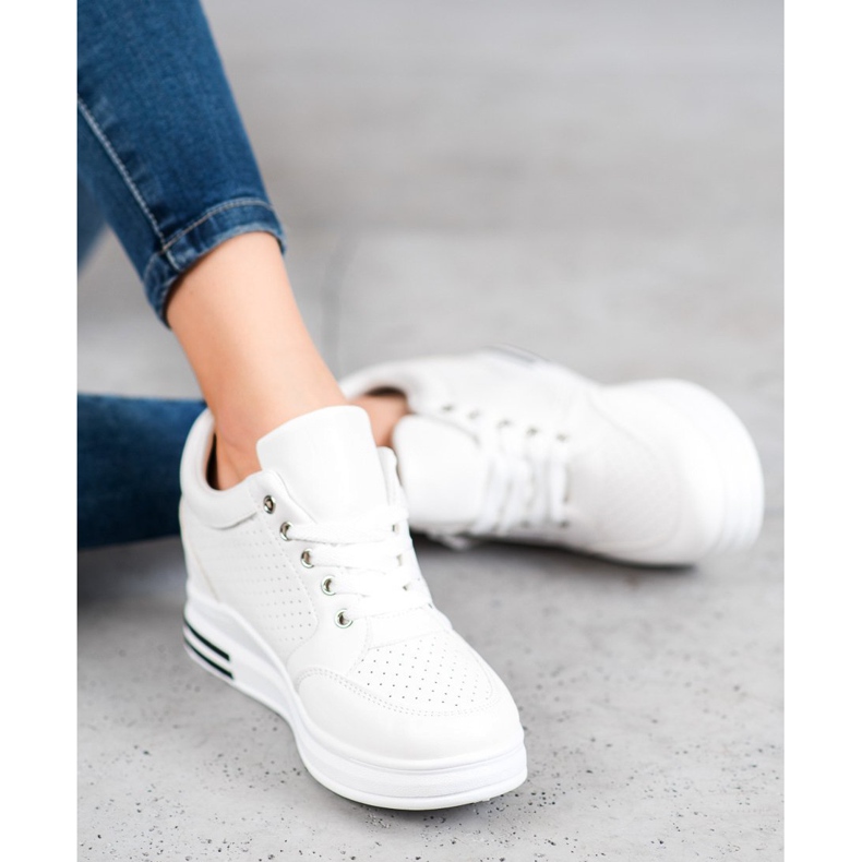 Weide Adidași albi Evolutions 1