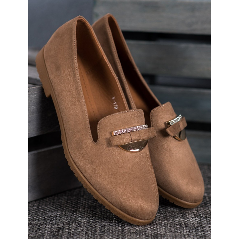 Miss Laura Domnii cu ornament maro galben 2