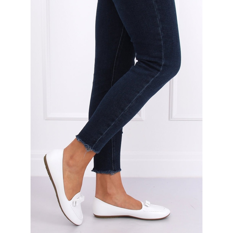 Mocasini de damă albi A8637 Alb 1