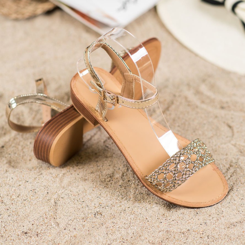 Small Swan Sandale împletite elegante de aur 1