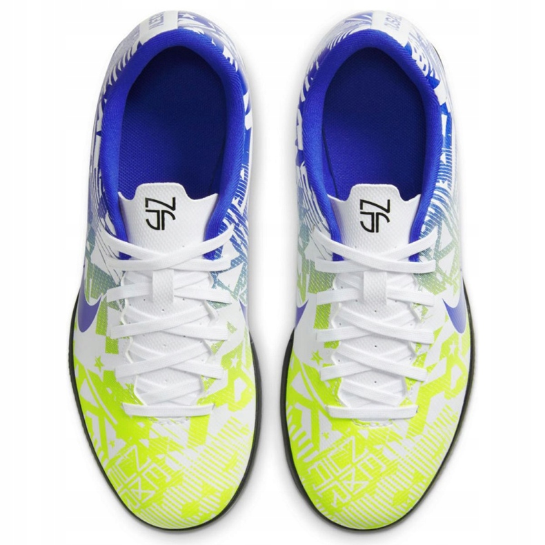 Pantofi de fotbal Nike Mercurial Vapor 13 Club Njr Ic Jr CV9352 104 alb, albastru multicolor 1