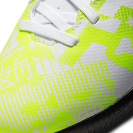 Pantofi de fotbal Nike Mercurial Vapor 13 Club Njr Ic Jr CV9352 104 alb, albastru multicolor 5