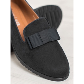 Miss Laura Domnii cu arc negru 1 Miss Laura Domnii cu arc negru 1