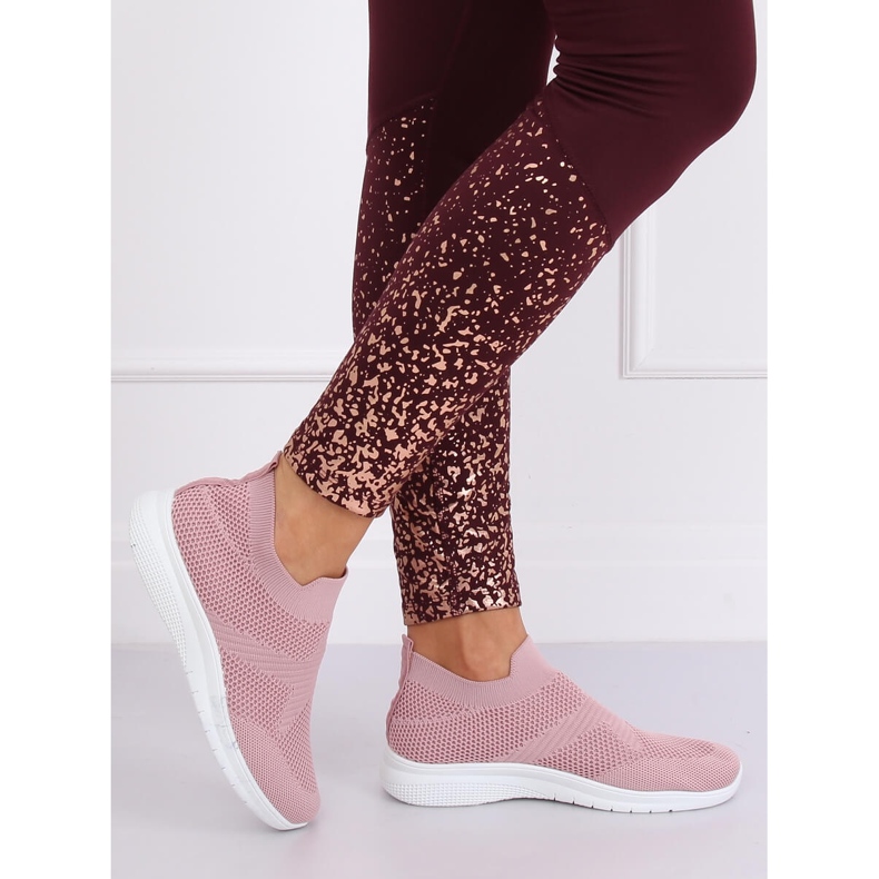 Roz NB330P Pantofi sport roz 1 Roz NB330P Pantofi sport roz 1