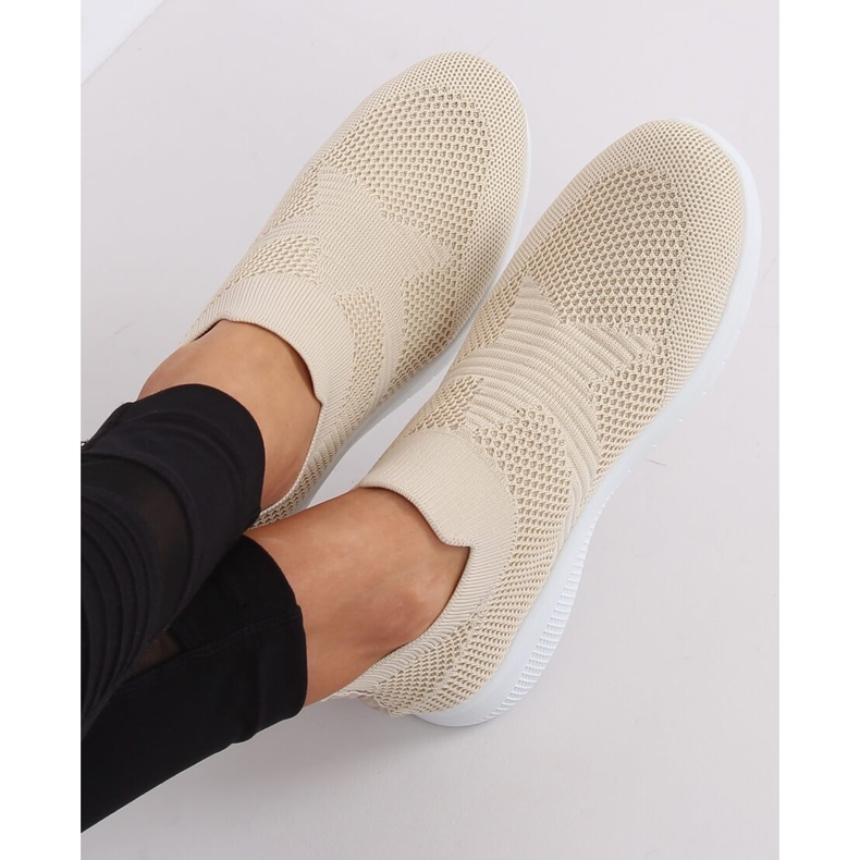 Bej NB330P Pantofi sport bej 2