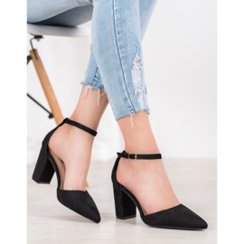 Seastar Pompe din piele de căprioară pe un stâlp negru 1