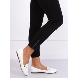 Mocasini pentru femei albi A8636 Alb 1