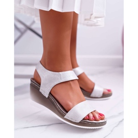 Vinceza Sandale de damă pe o pană argintie Gerdro gri 1