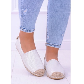 Espadrilele de damă Lu Boo White Slip On Brocade Miravet alb 4