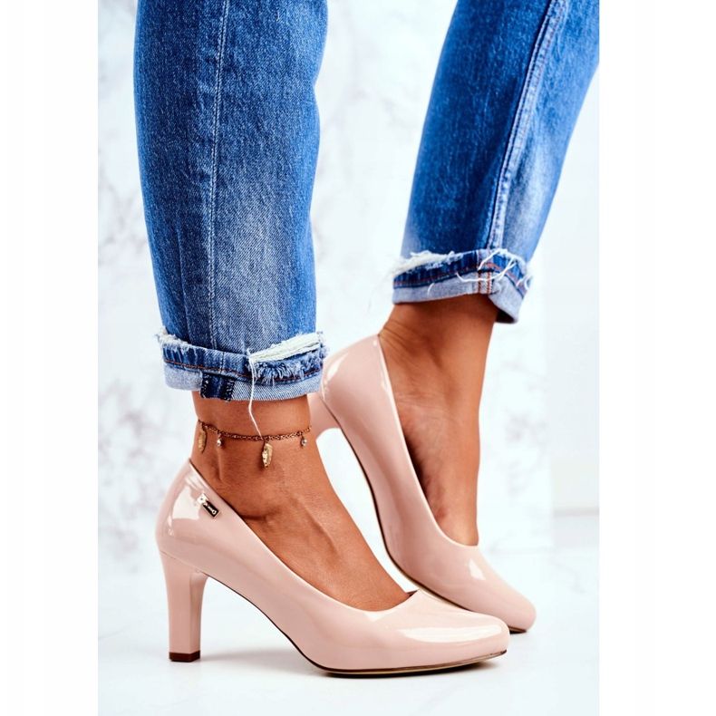 Pompele de femei Sergio Leone a lăsat pe un post de bej nud 2