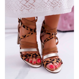 FE1 Sandale elegante de damă pe toc înalt cu curele Villey maro 2