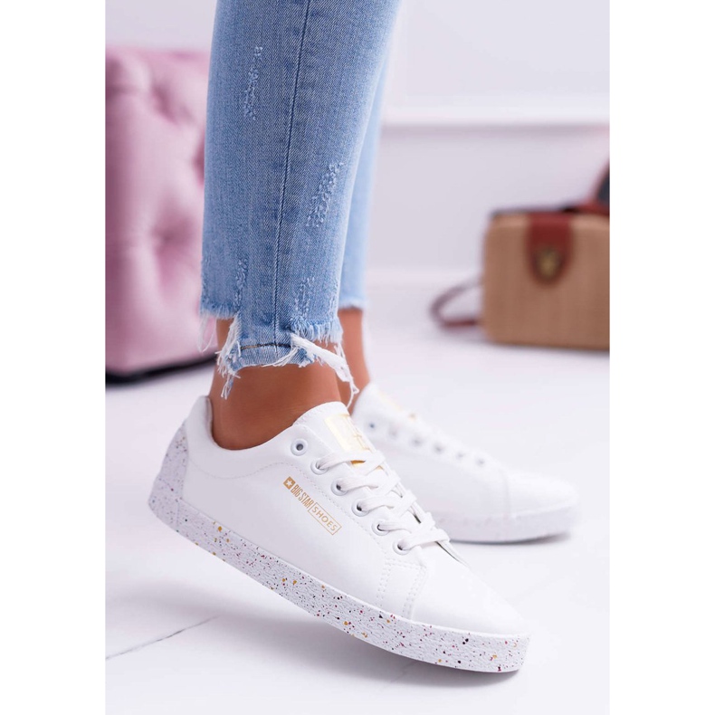 Adidași pentru femei Big Star Red Star White AA274A007 alb 1