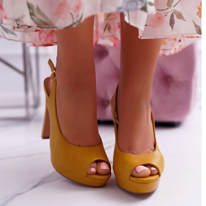 Moow Sandale pentru femei pe toc înalt Lorajn galben 2