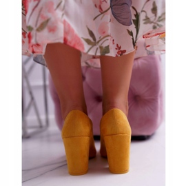 PS1 Pompele de damă pe tocuri din piele de căprioară galbenă Neshka 2